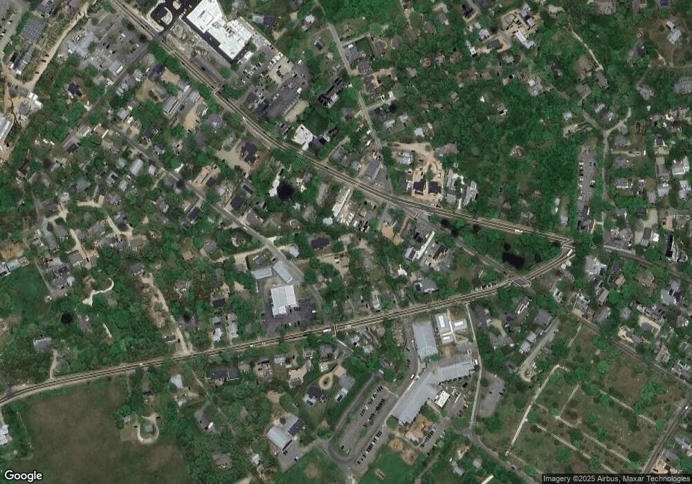 19 Pine Tree Ln, Edgartown, MA 02539 - photo 1