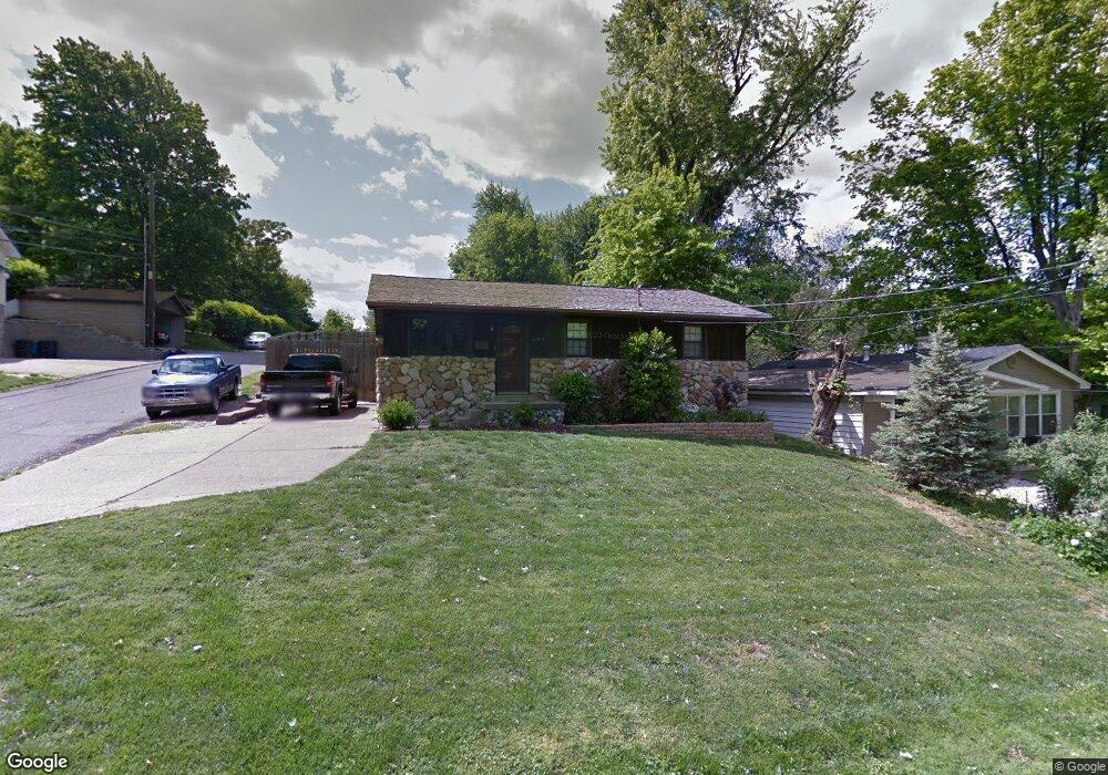 204 Sycamore St, Newburgh, IN 47630 - photo 1