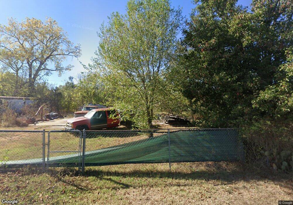 1424 N Griffin Ave, Okmulgee, OK 74447 - photo 1