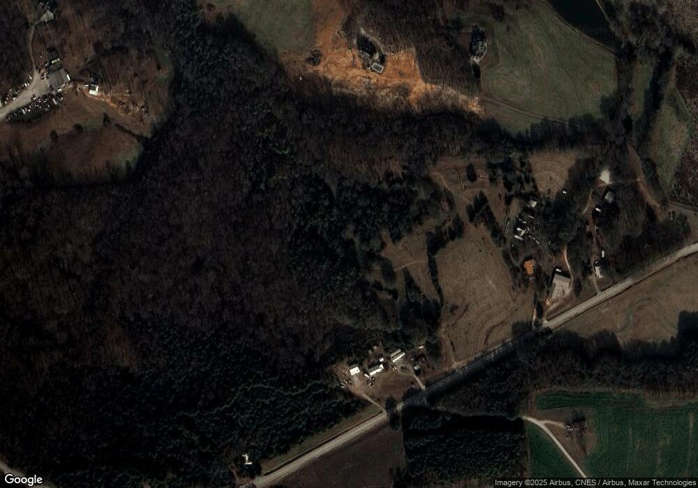 5902 Highway 198, Carnesville, GA 30521 - photo 1