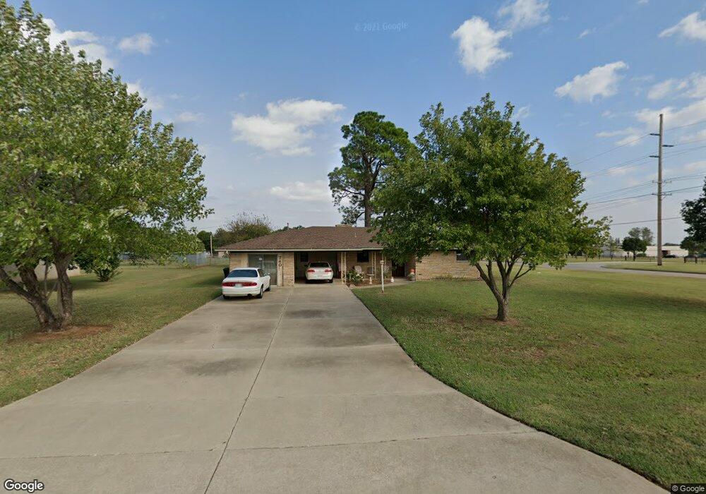 740 740 Westview Rd, Outside Duncan, OK - photo 1