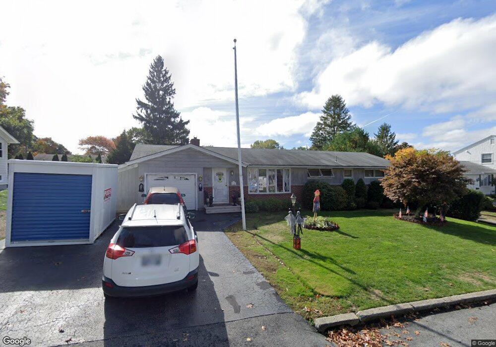 165 Mountain Laurel Dr, Cranston, RI 02920 - photo 1