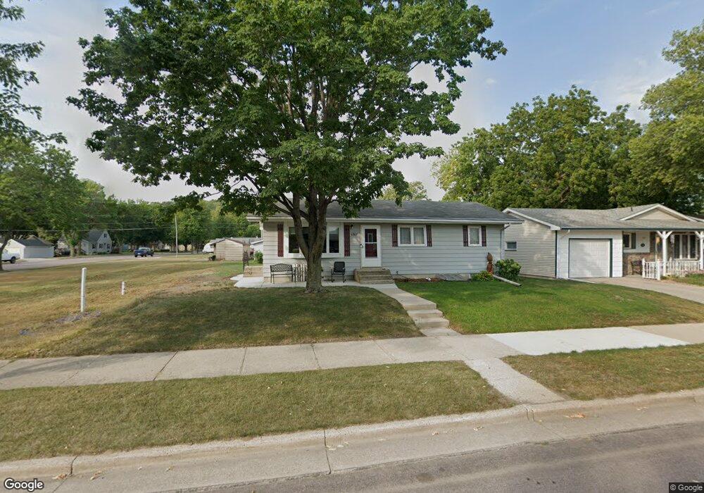 1307 N Jefferson St, New Ulm, MN 56073 - photo 1