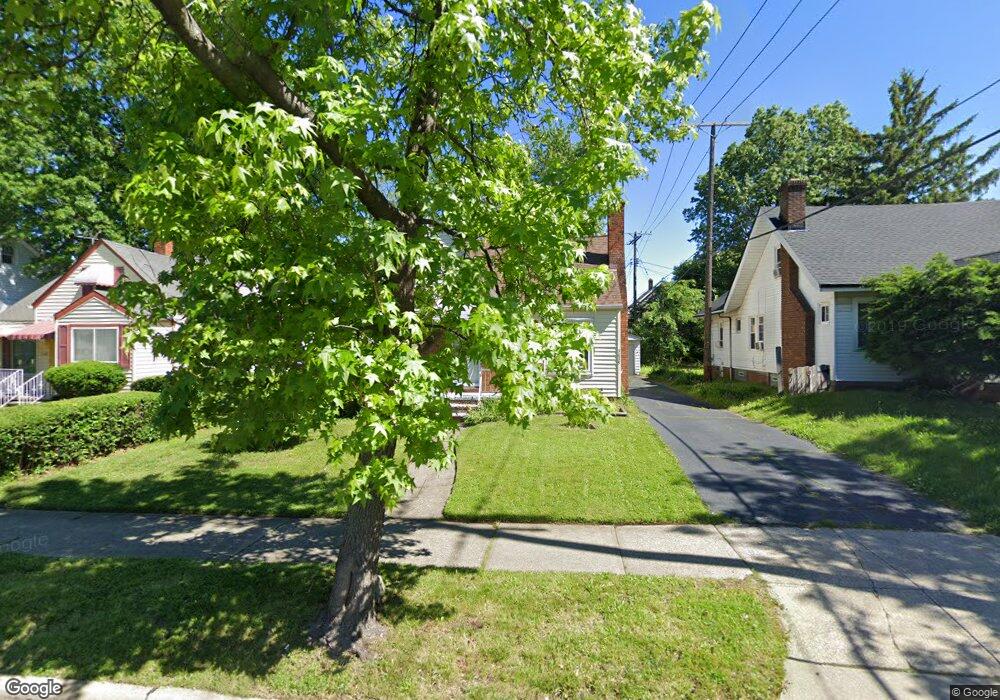 3435 Berkeley Rd, Cleveland, OH 44118 - photo 1