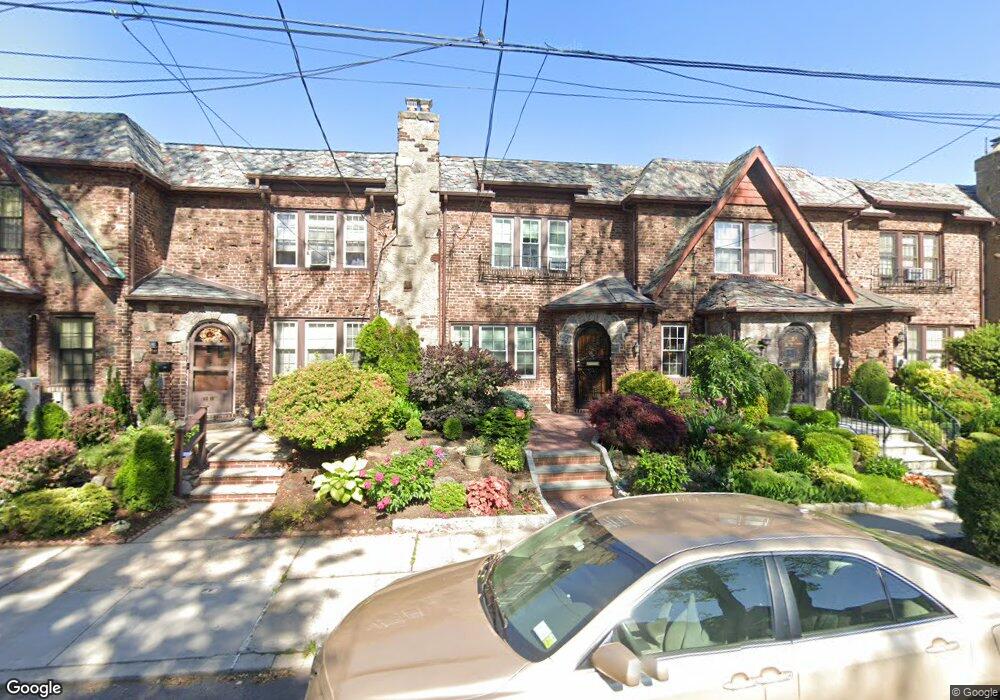 2935 166th St, Flushing, NY 11358 - photo 1