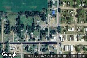 107 W Wry St, Chambers, NE 68725