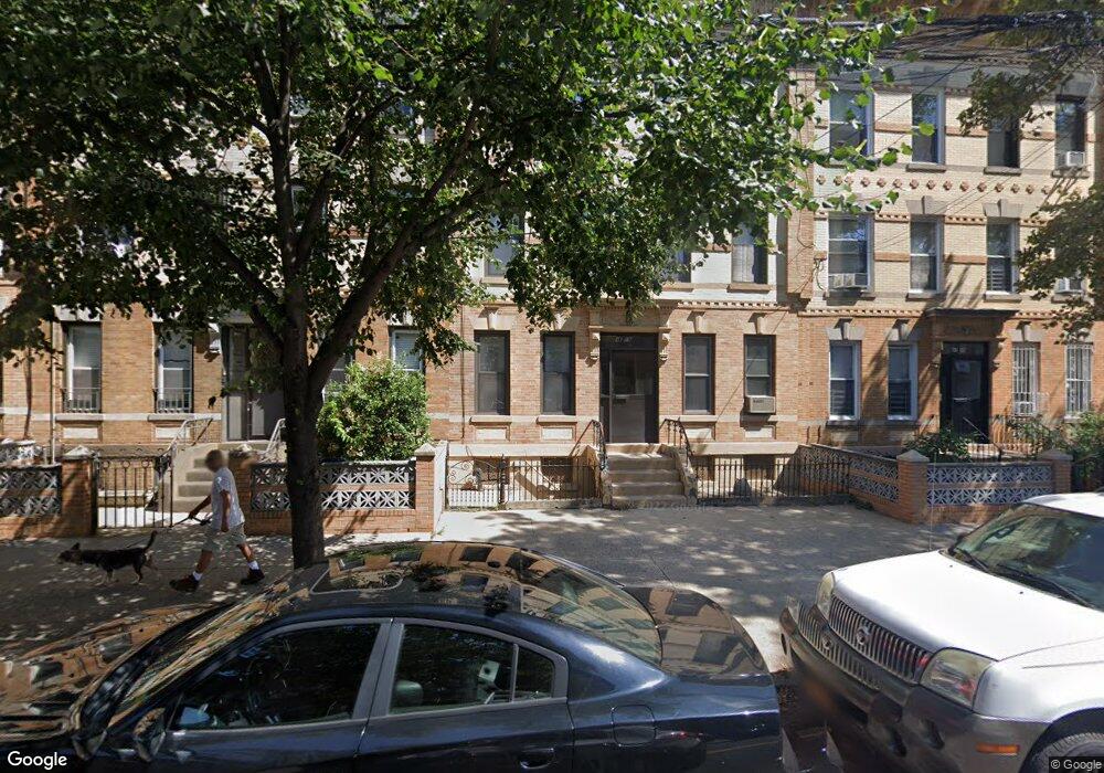 4609 30th Ave, Long Island City, NY 11103 - photo 1