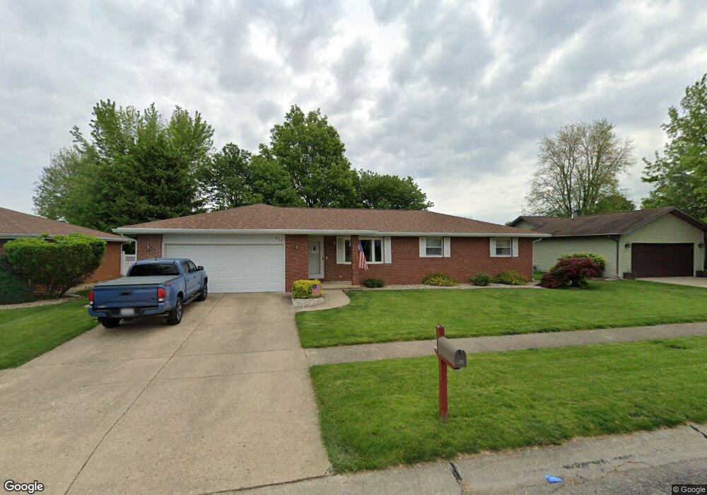 908 N 31st St, Mattoon, IL 61938 - photo 1