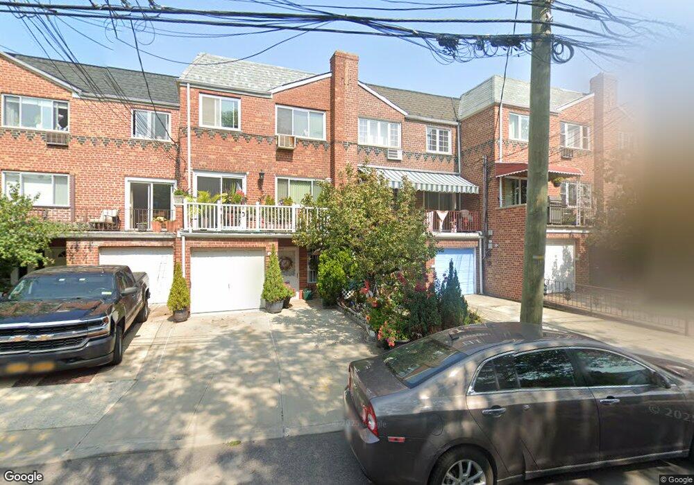 7125 58th Rd, Maspeth, NY 11378 - photo 1