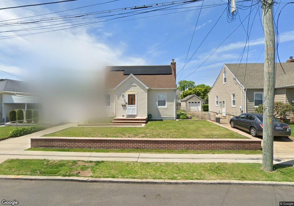 324 Hoffman St, Franklin Square, NY 11010 - photo 1