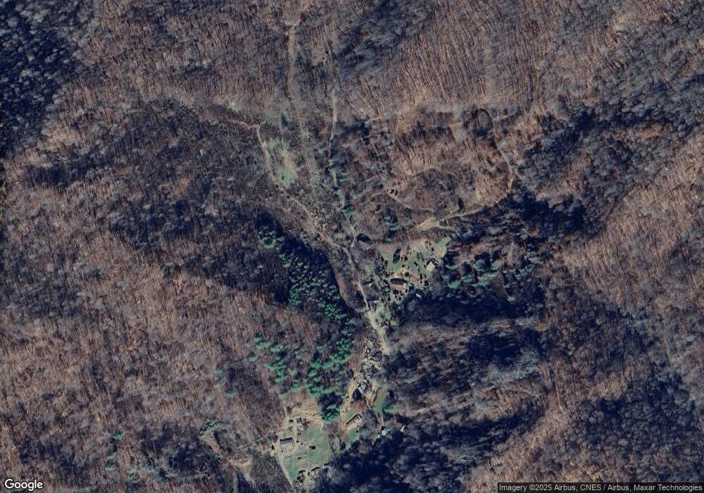 2031 Foxcreek Rd, Mars Hill, NC 28753 - photo 1