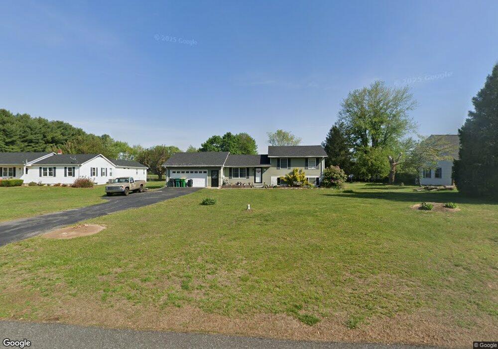 77 Cole Rd, Townsend, DE 19734 - photo 1