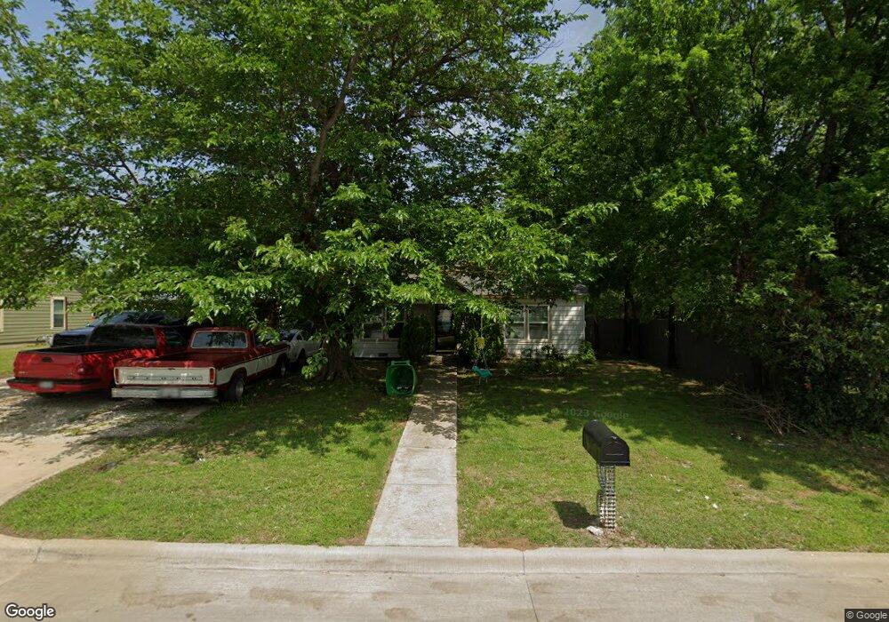1808 Refinery Rd, Gainesville, TX 76240 - photo 1