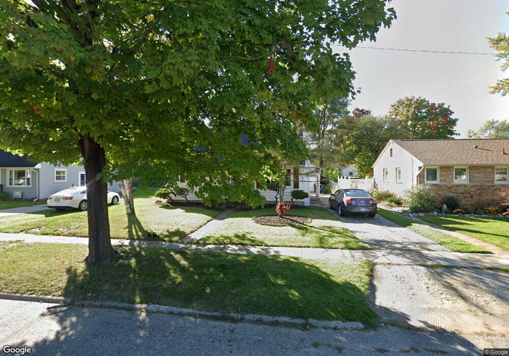 1015 Pendleton Dr, Lansing, MI 48917 - photo 1