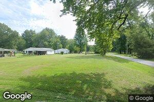 320 N 6th St, Bonnie, IL 62816