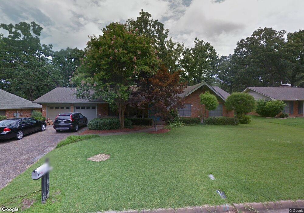 1422 1422 Kensington Dr, Tyler, TX 75703 - photo 1