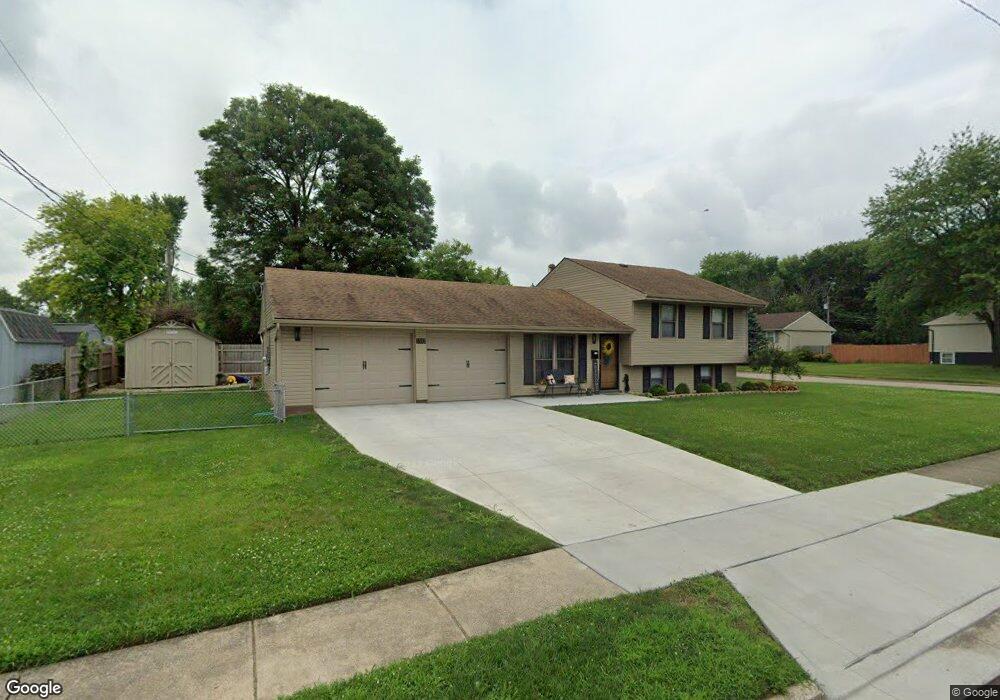 1952 Crase Dr, Xenia, OH 45385 - photo 1
