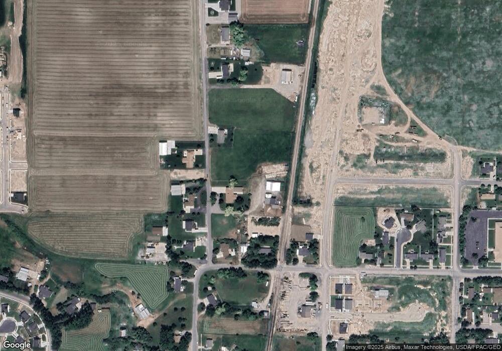 460 N 385 W, Smithfield, UT 84335 - photo 1