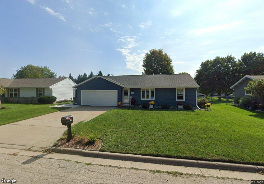 1417 W Burbank Ave, Janesville, WI 53546 - photo 1