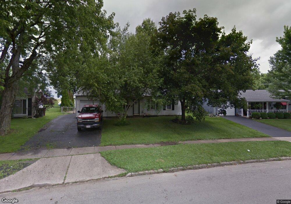 606 Richard Dr, Xenia, OH 45385 - photo 1