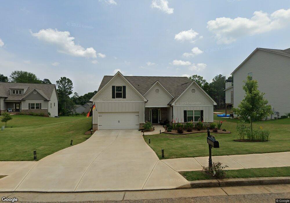 754 Timpelton Ct, Hoschton, GA 30548 - photo 1