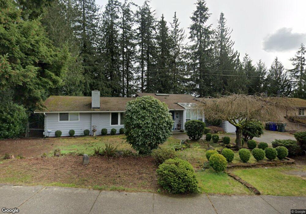 8111 Upper Ridge Rd, Everett, WA 98203 - photo 1