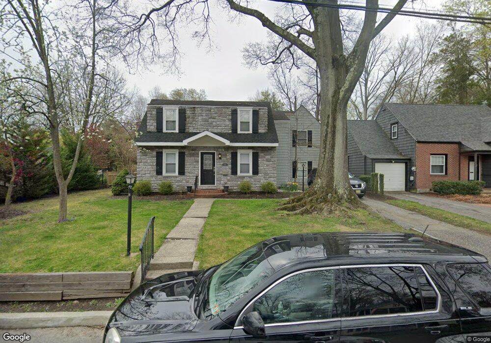 122 W Spruce Ave, Moorestown, NJ 08057 - photo 1