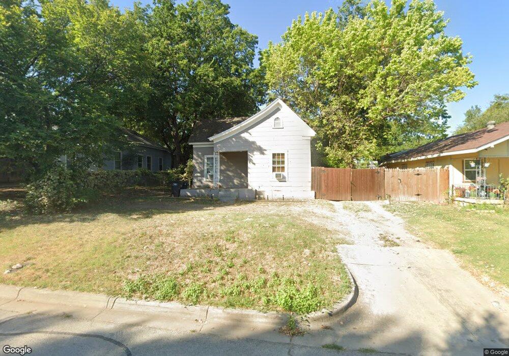 2817 NW 28th St, Fort Worth, TX 76106 - photo 1