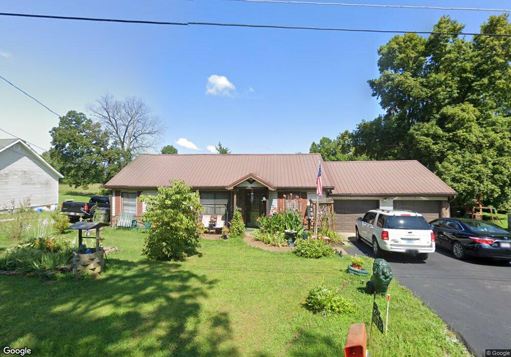 615 Highpoint Dr, Hopkinsville, KY 42240 - photo 1