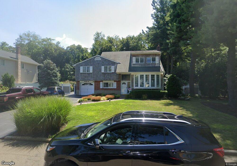 26 Daniel Dr, Glen Cove, NY 11542 - photo 1