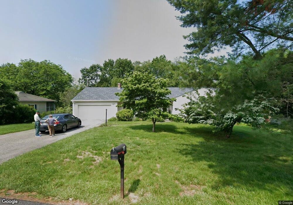 33 Round Hill Rd, Poughkeepsie, NY 12603 - photo 1