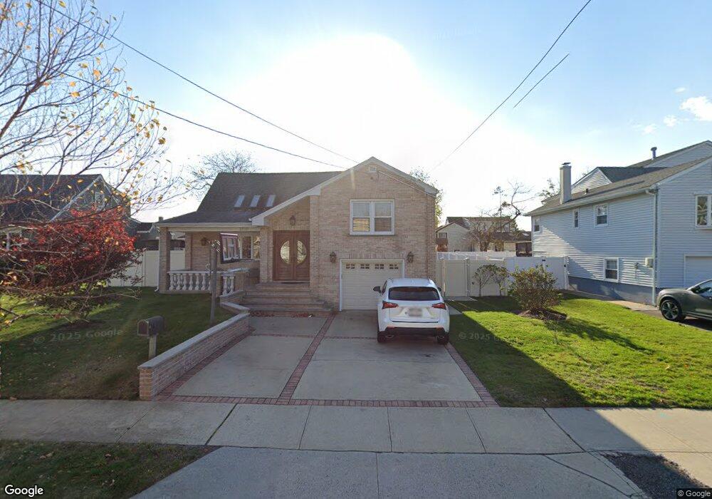 3420 Bayfield Blvd, Oceanside, NY 11572 - photo 1