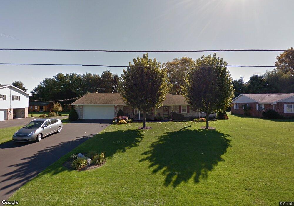 2940 Adams Dr, Chambersburg, PA 17201 - photo 1