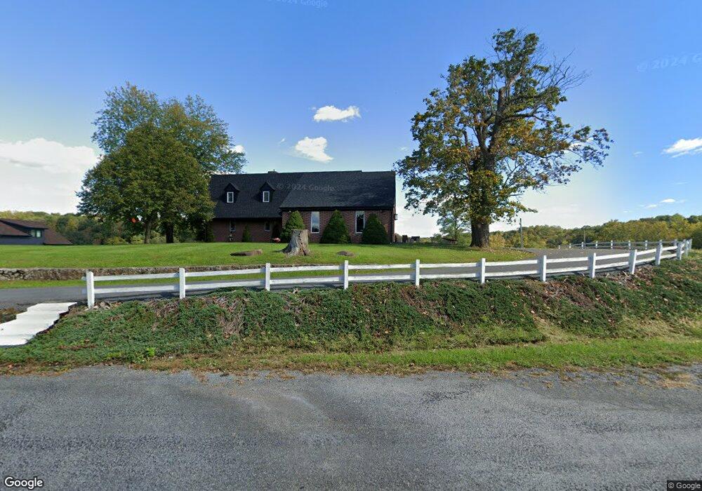 1215 Hoffman Rd, Martinsburg, WV 25404 - photo 1