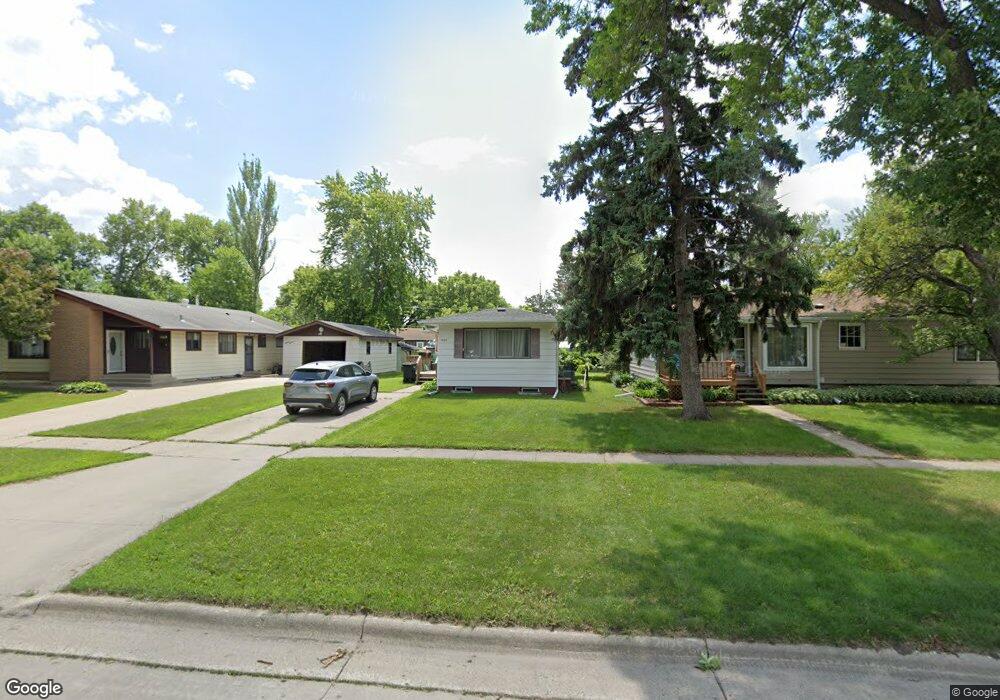 1820 6th Ave S, Fargo, ND 58103 - photo 1