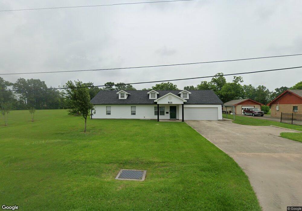 911 8th Ave, Lake Charles, LA 70601 - photo 1