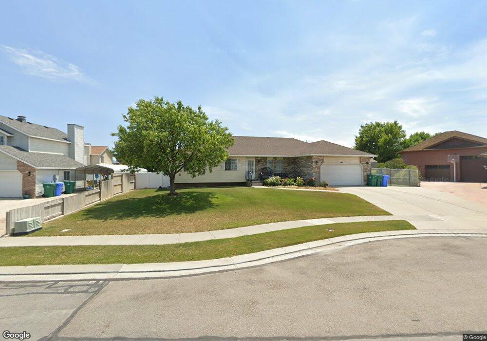 1467 W Summit Hollow Cir, Riverton, UT 84065 - photo 1