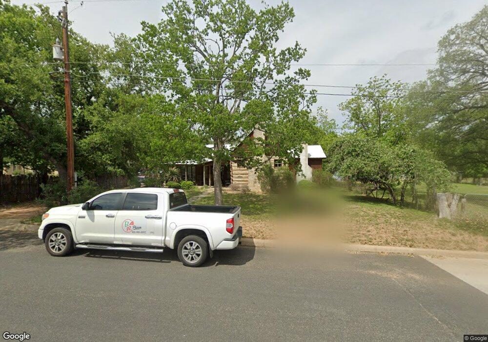406 Whitney St, Fredericksburg, TX 78624 - photo 1