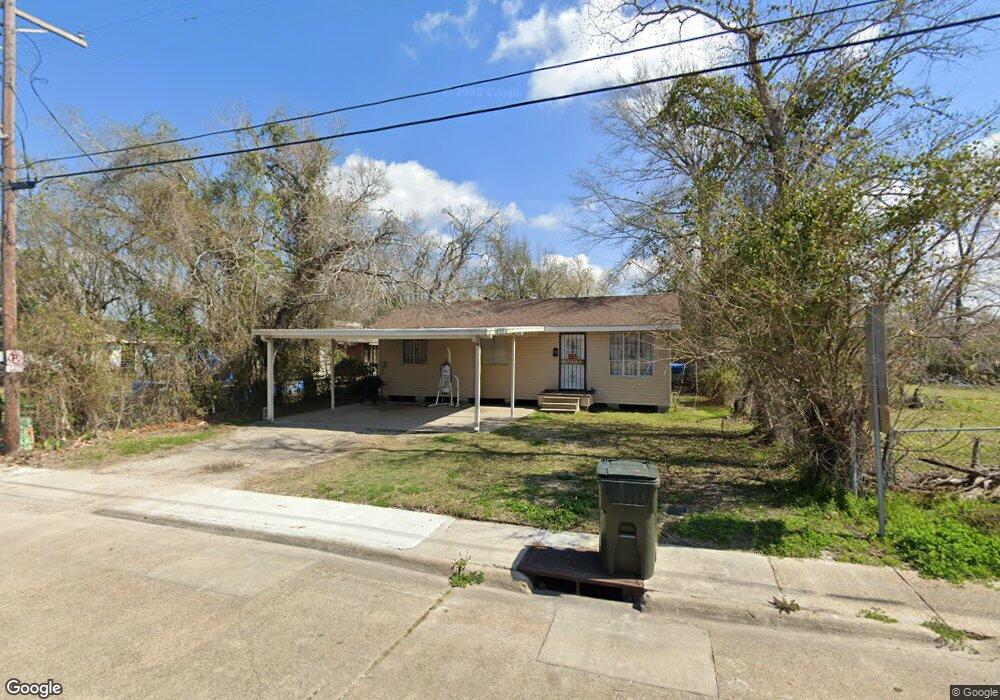 208 N Cherry St, Lake Charles, LA 70601 - photo 1
