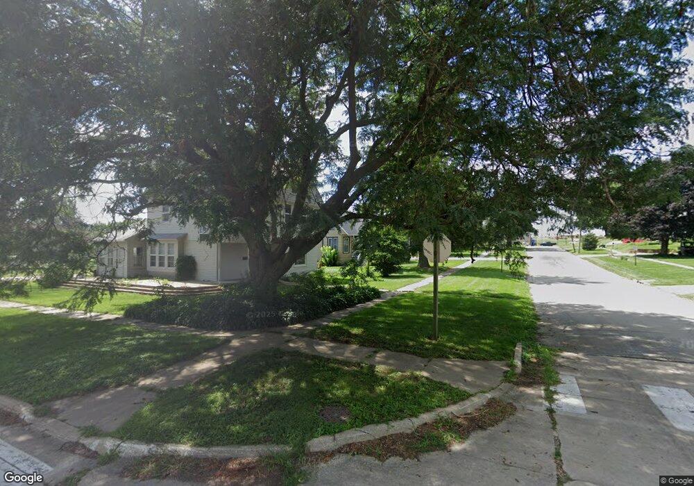 205 W Maple St, West Union, IA 52175 - photo 1