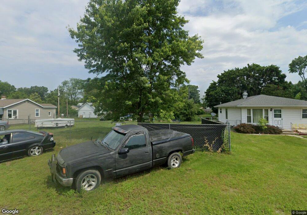 19157 Hamilton St, South Bend, IN 46637 - photo 1