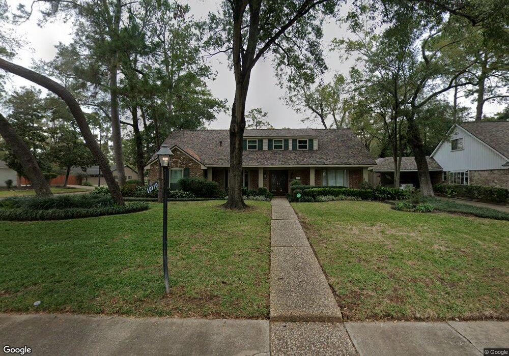 10110 Sugar Hill Dr, Houston, TX 77042 - photo 1