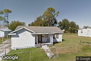 162 Washington St, Golden Meadow, LA 70357