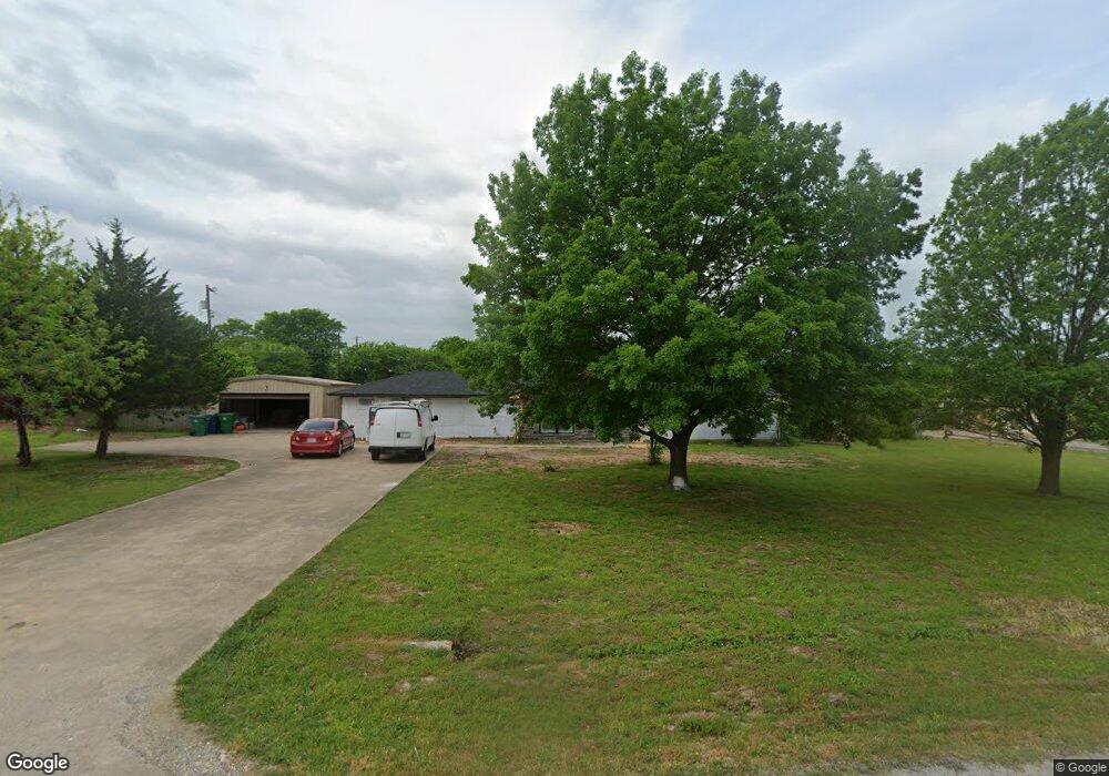 519 Preston Dr, Pottsboro, TX 75076 - photo 1