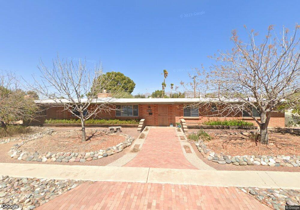 5261 E 4th St, Tucson, AZ 85711 - photo 1