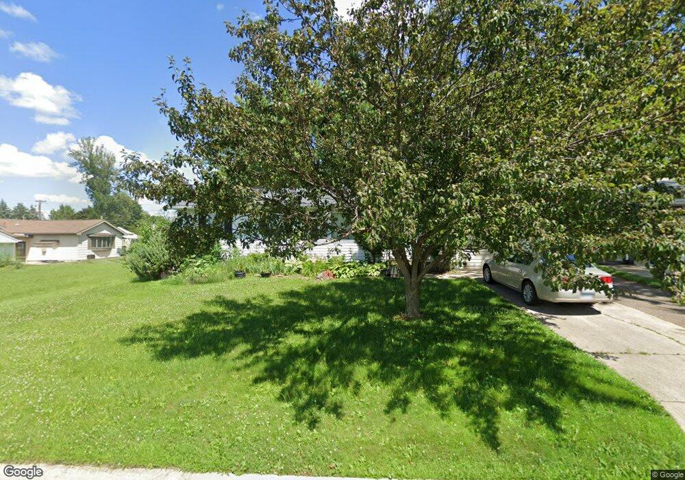 2214 Windsor Rd, Albert Lea, MN 56007 - photo 1