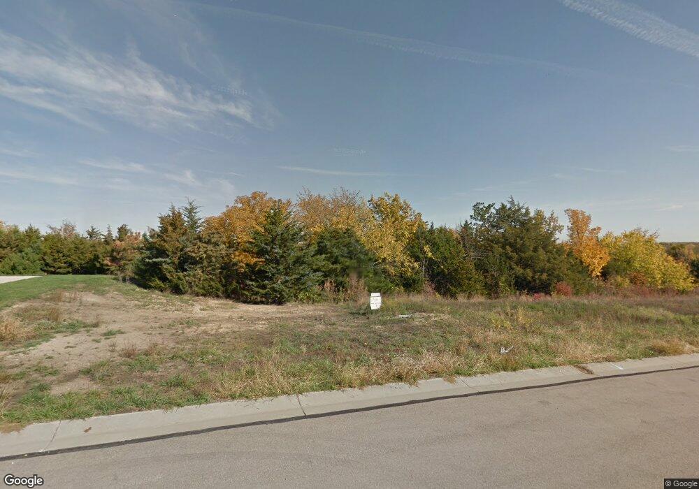 6850 SW 43rd Terrace, Topeka, KS 66610 - photo 1