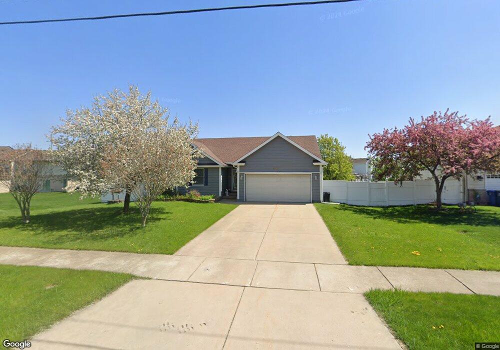 9337 Buchanan St, Crown Point, IN 46307 - photo 1