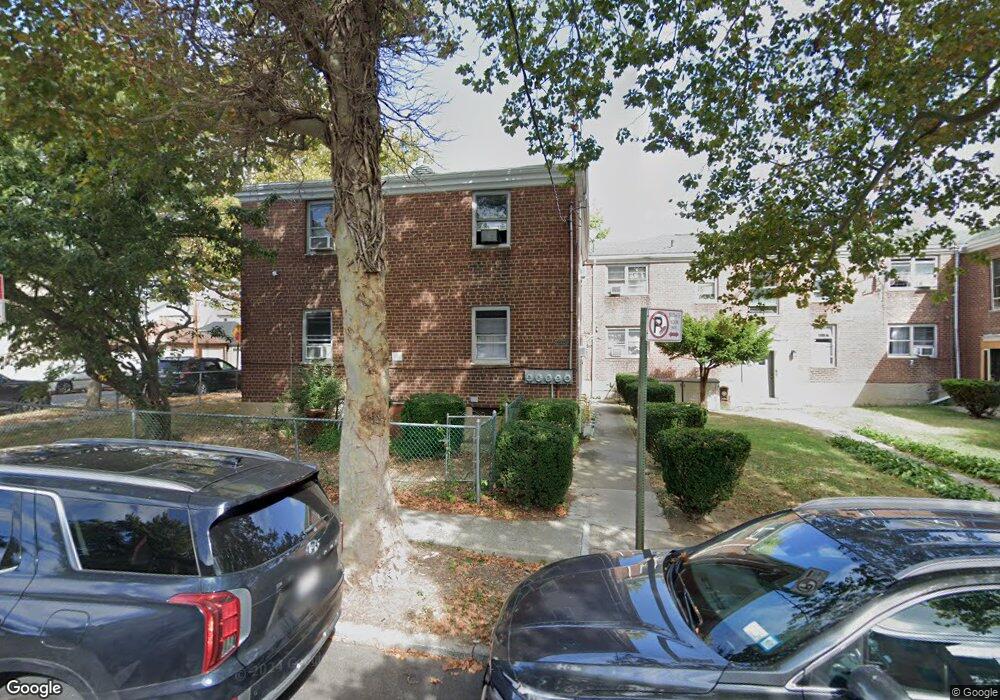 16005 76th Ave, Fresh Meadows, NY 11366 - photo 1