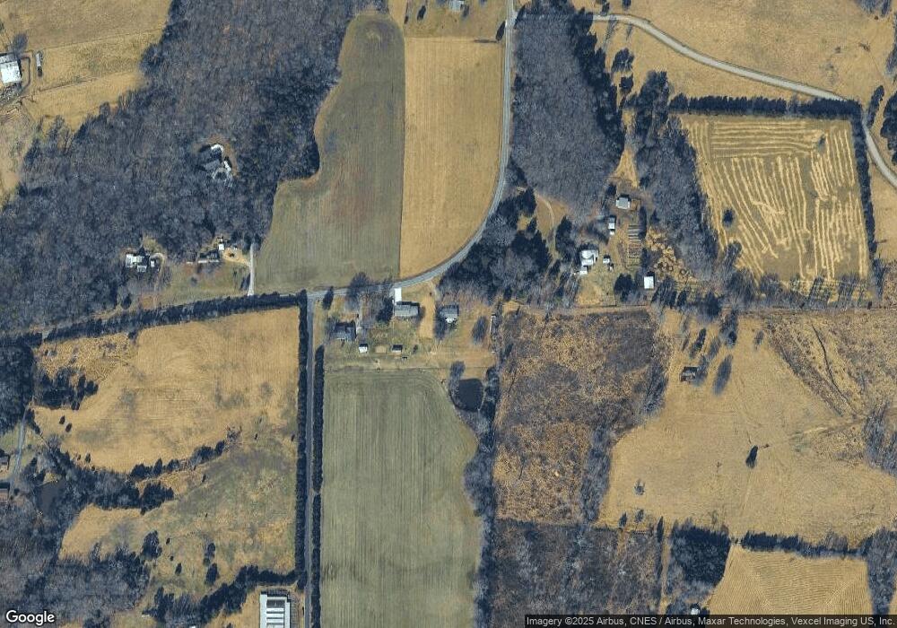 110 Clint Dr, Statesville, NC 28625 - photo 1